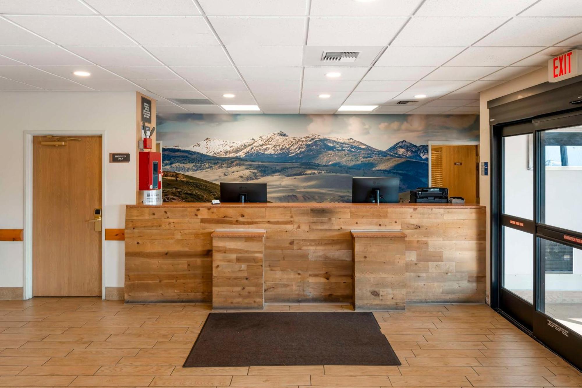 Best Western Yellowstone Crossing Laurel Exterior photo